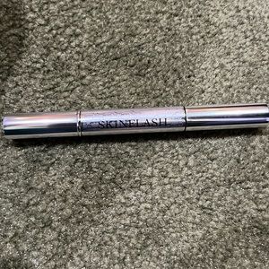 Dior skinflash 003